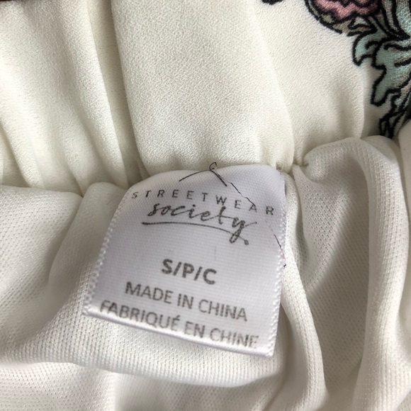 Floor length skirt w/ shorts - Picture 4 of 4